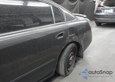 2005 Nissan Altima 2.5 S from USA, damaged, VIN 1N4AL11D55N426334